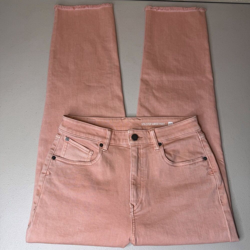 Volcom STN Step Hi Rise Jeans Womens 27x28 Peach Straight Leg Raw Hem